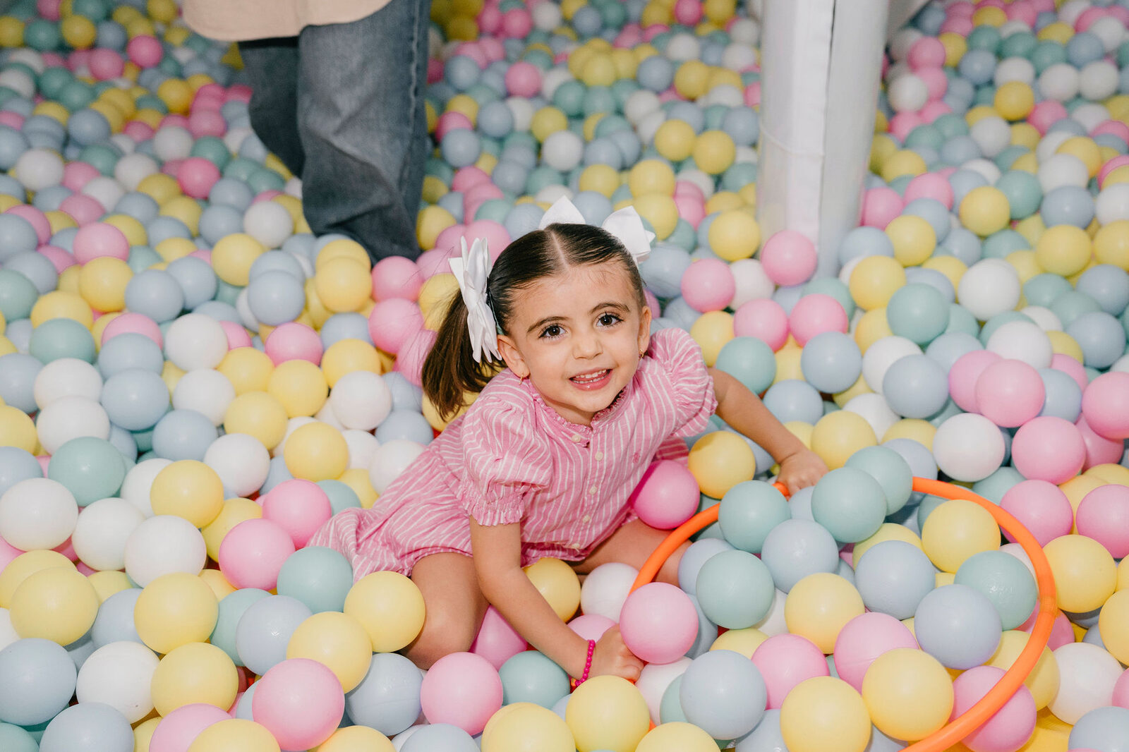 Niños jugando en la fiesta